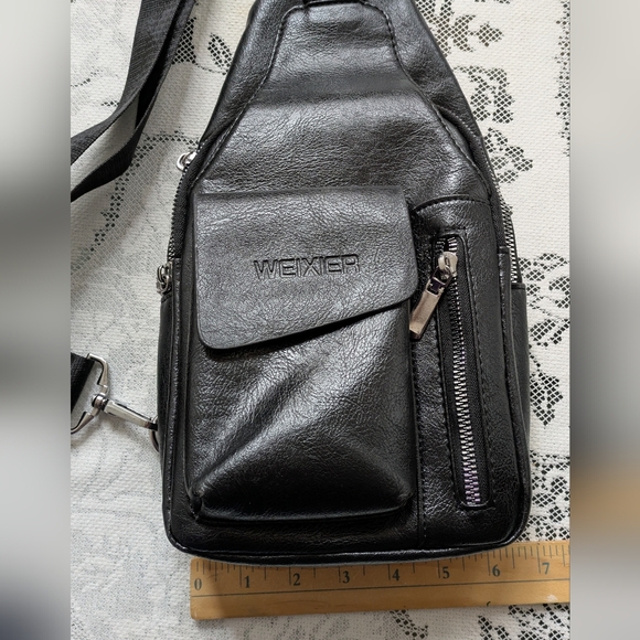 WEIXIER Black Men's Sling Crossbody Bag. Like New. - Picture 8 of 8